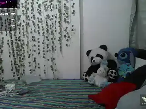 Snapshot of Charis_21 chatting on December 2024 12:46:02 AM Charis 21 online show from December 2024 12:46:02 AM