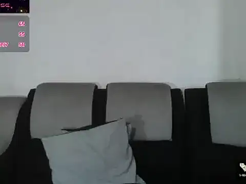 Snapshot of Charis_21 chatting on January 2025 10:22:01 PM Charis 21 online show from January 2025 10:22:01 PM