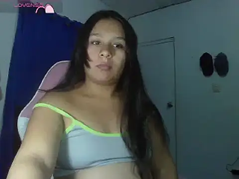 Snapshot of Charis_21 chatting on February 2025 02:28:01 AM Charis 21 online show from February 2025 02:28:01 AM