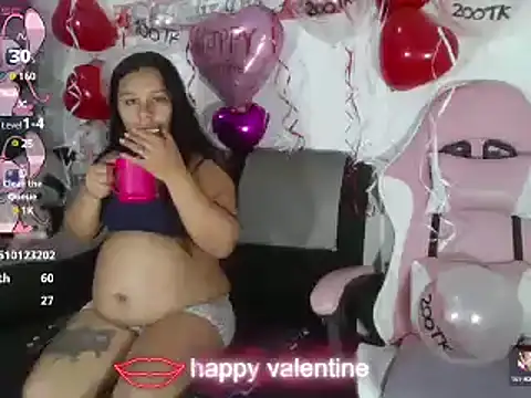 Snapshot of Charis_21 chatting on February 2025 02:35:02 PM Charis 21 online show from February 2025 02:35:02 PM