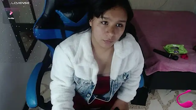 Snapshot of Charis_21 chatting on September 2025 03:28:01 AM Charis 21 online show from September 2025 03:28:01 AM