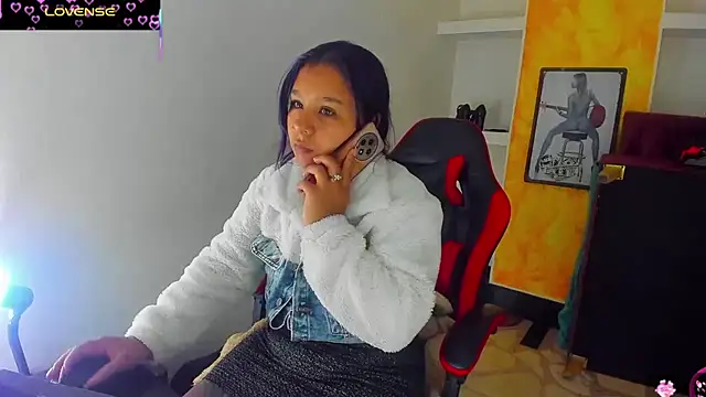 Charis 21 online show from February 2026 07:18:01 PM