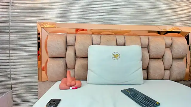 Snapshot of maryy_campbell_ chatting on September 2025 07:50:02 PM maryy campbell online show from September 2025 07:50:02 PM