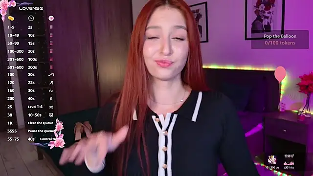 Snapshot of EleanorePeach chatting on November 2025 06:10:01 PM EleanorePeach online show from November 2025 06:10:01 PM