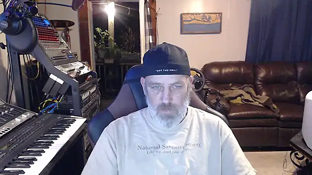 Snapshot of jimdacbin420 chatting on December 2024 08:20:01 AM jimdacbin420 online show from December 2024 08:20:01 AM