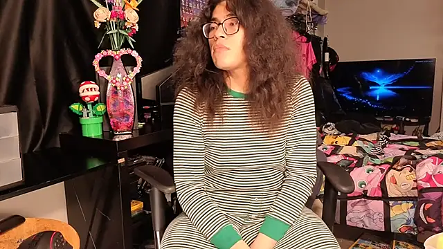 ShinyCherub online show from February 2025 07:55:02 AM