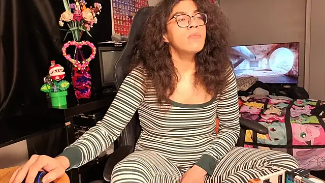 ShinyCherub online show from February 2025 10:28:01 PM