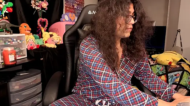 ShinyCherub online show from October 2025 02:53:02 AM