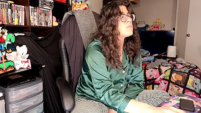 ShinyCherub online show from March 2026 07:31:01 AM