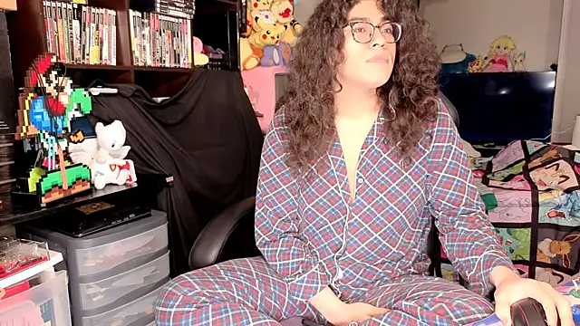 ShinyCherub online show from April 2026 03:15:01 AM