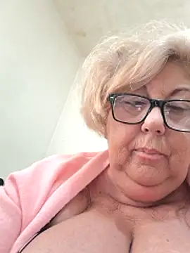 Merilulla online show from March 2026 03:49:02 PM