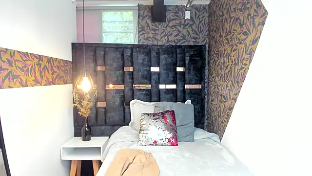 KatteMilf online show from April 2026 07:58:02 PM