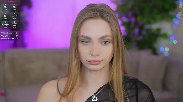 Snapshot of Angy_Netal chatting on February 2025 09:52:02 PM Angy Netal online show from February 2025 09:52:02 PM