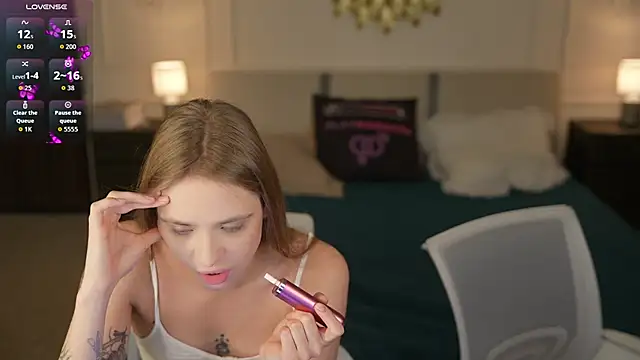 Snapshot of Angy_Netal chatting on December 2025 11:48:02 AM Angy Netal online show from December 2025 11:48:02 AM