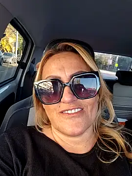 Isabellaa04 online show from November 2025 12:38:01 PM