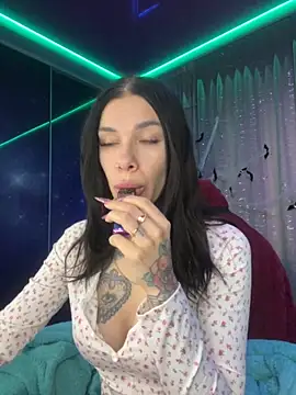 Snapshot of Queen_of_pain chatting on October 2025 07:56:01 AM Queen of pain online show from October 2025 07:56:01 AM