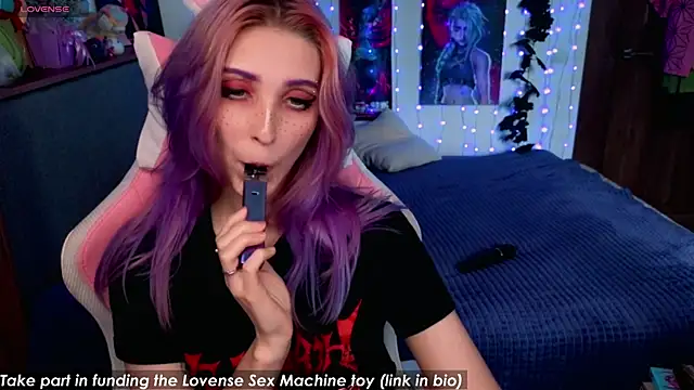 Snapshot of Violet_Noir chatting on September 2025 05:18:01 AM Violet Noir online show from September 2025 05:18:01 AM