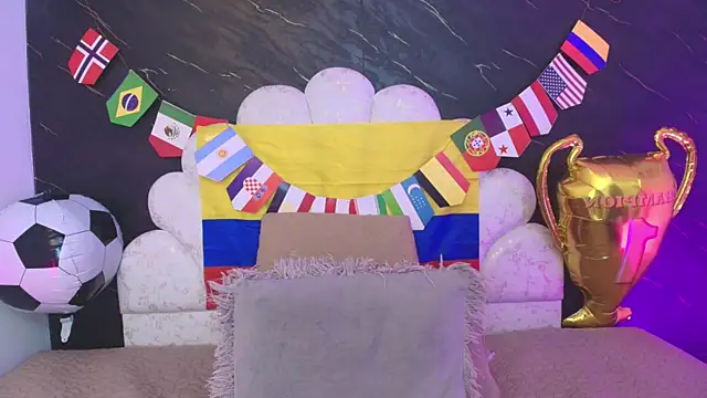  MiaBrown  online show from July 2026 12:11:02 PM