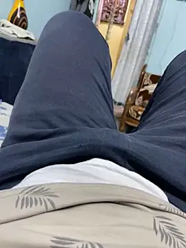 Snapshot of Honeydick7 chatting on January 2025 02:30:01 PM Honeydick7 online show from January 2025 02:30:01 PM