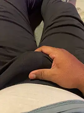 Snapshot of Honeydick7 chatting on March 2025 08:26:01 AM Honeydick7 online show from March 2025 08:26:01 AM