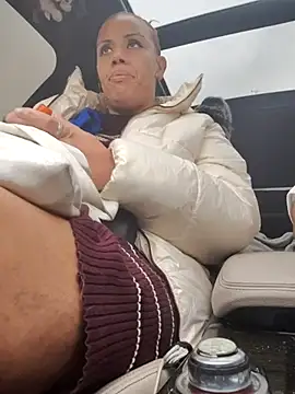 assonphatphat online show from November 2025 10:42:01 PM