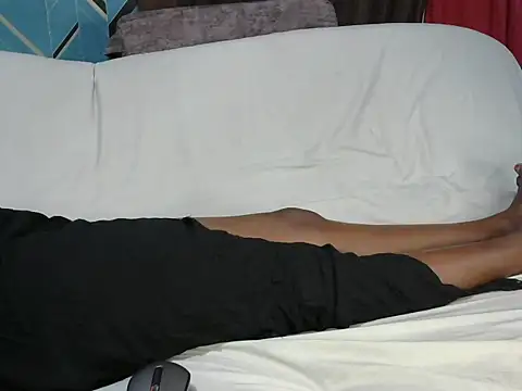 Snapshot of Lusty_vybez chatting on February 2025 01:53:01 AM Lusty vybez online show from February 2025 01:53:01 AM