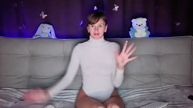 intolerable girl online show from November 2025 07:46:02 PM