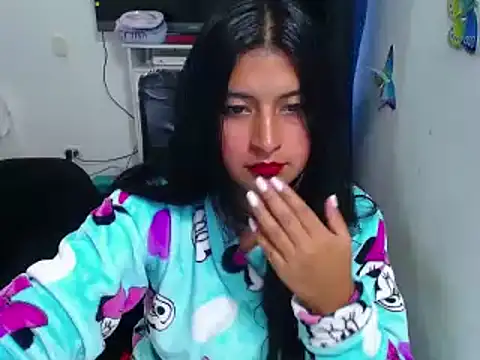 Snapshot of Yunhot_ chatting on February 2025 08:33:01 PM Yunhot  online show from February 2025 08:33:01 PM