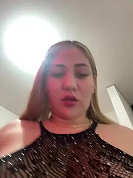 Celestedubois online show from February 2026 07:07:01 PM