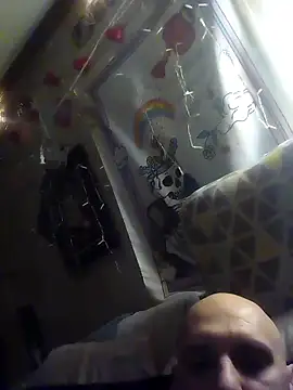 ClydeCan409 online show from April 2026 06:38:01 AM