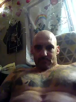 ClydeCan409 online show from April 2026 05:14:01 PM