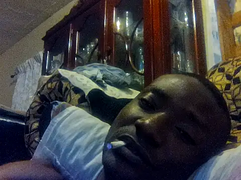 Snapshot of LookingLover34 chatting on December 2025 11:42:02 PM LookingLover34 online show from December 2025 11:42:02 PM