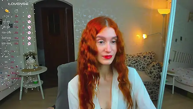 Snapshot of Sally_Biscuit chatting on November 2025 12:28:01 PM Sally Biscuit online show from November 2025 12:28:01 PM