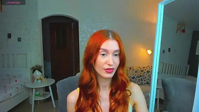 Snapshot of Sally_Biscuit chatting on November 2025 12:27:02 PM Sally Biscuit online show from November 2025 12:27:02 PM