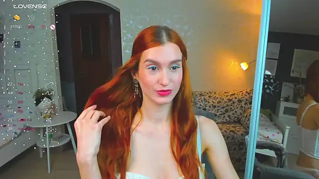 Snapshot of Sally_Biscuit chatting on November 2025 10:30:01 AM Sally Biscuit online show from November 2025 10:30:01 AM