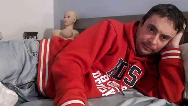 freddy0222222 online show from November 2025 12:25:01 PM