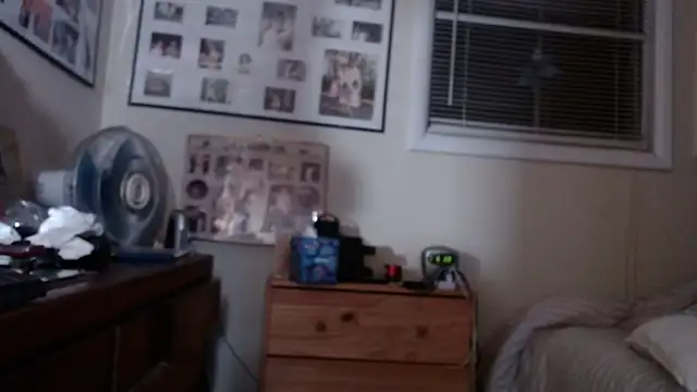 hottottrot691 online show from November 2025 11:31:01 PM