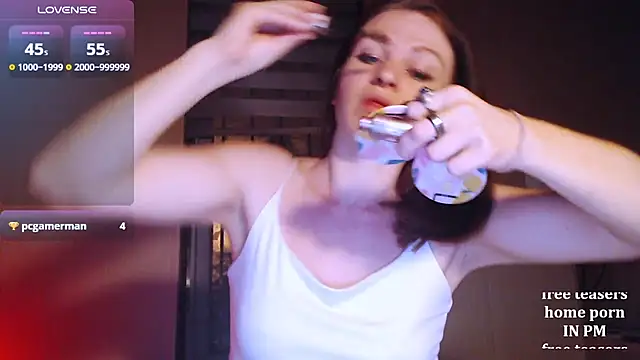 Snapshot of Cassie_Wild chatting on December 2024 01:35:02 PM Cassie Wild online show from December 2024 01:35:02 PM