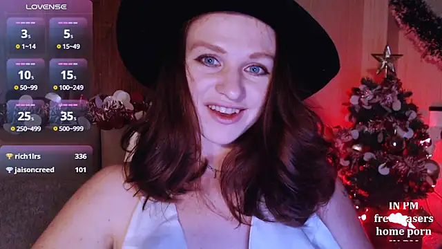 Snapshot of Cassie_Wild chatting on December 2024 03:05:01 PM Cassie Wild online show from December 2024 03:05:01 PM
