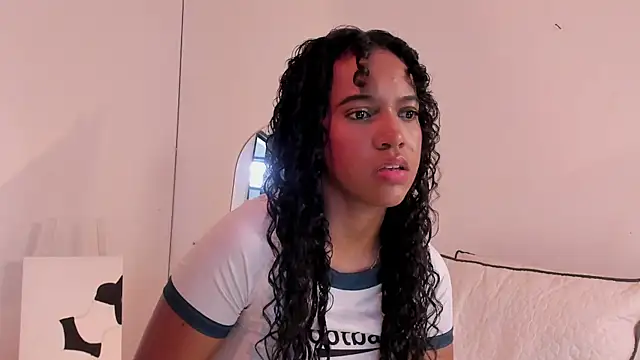 Tina Rouse2 online show from April 2026 04:20:01 PM