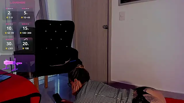 Snapshot of daiila_jonnes chatting on March 2025 01:45:02 AM daiila jonnes online show from March 2025 01:45:02 AM