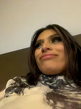 Tiffanysurez  online show from September 2025 12:22:02 AM