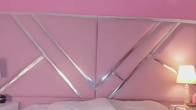 Tiffanysurez  online show from March 2026 04:45:01 PM