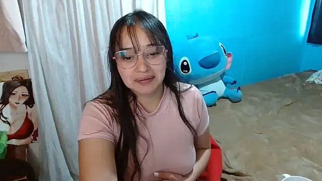 Snapshot of clarisse69 chatting on December 2024 09:20:01 PM clarisse69 online show from December 2024 09:20:01 PM