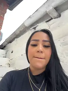 Snapshot of Luisa_Fernandaa chatting on April 2026 08:50:02 PM Luisa Fernandaa online show from April 2026 08:50:02 PM