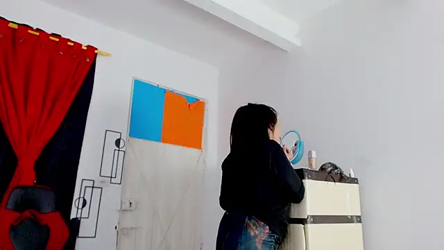 misslombana online show from April 2026 03:55:01 AM