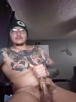 Snapshot of MrBiggBallz chatting on January 2025 02:02:01 PM MrBiggBallz online show from January 2025 02:02:01 PM