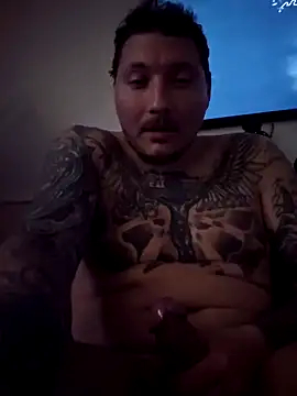 Snapshot of MrBiggBallz chatting on January 2025 05:14:01 PM MrBiggBallz online show from January 2025 05:14:01 PM