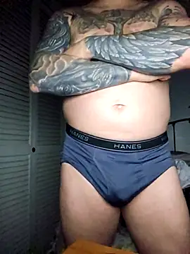 Snapshot of MrBiggBallz chatting on December 2025 04:19:01 AM MrBiggBallz online show from December 2025 04:19:01 AM