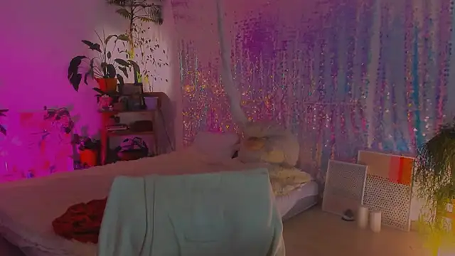 poli   online show from December 2024 12:15:02 AM